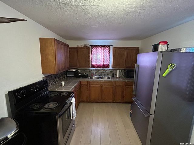 111 SD 58500, Del Rio, TX 78840