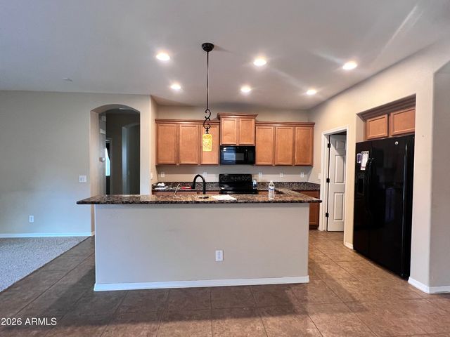 1418 W CRAPE Road, San Tan Valley, AZ 85140