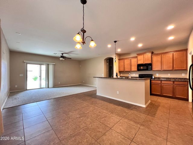 1418 W CRAPE Road, San Tan Valley, AZ 85140
