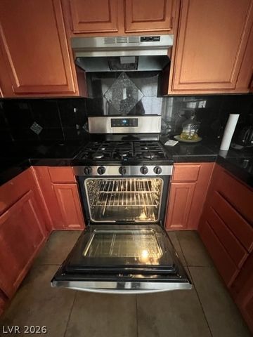 2274 Sabroso Street, Las Vegas, NV 89156