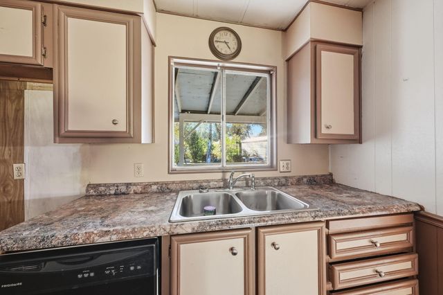 11972 Bella Vista Court, Bella Vista, CA 96008