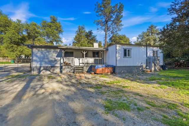 11972 Bella Vista Court, Bella Vista, CA 96008