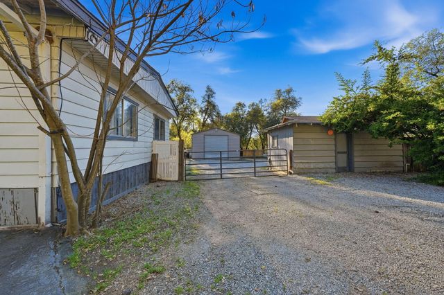 11972 Bella Vista Court, Bella Vista, CA 96008