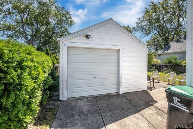 31 Wendover Avenue, Tonawanda, NY 14223