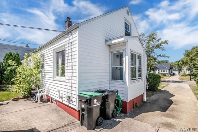 31 Wendover Avenue, Tonawanda, NY 14223
