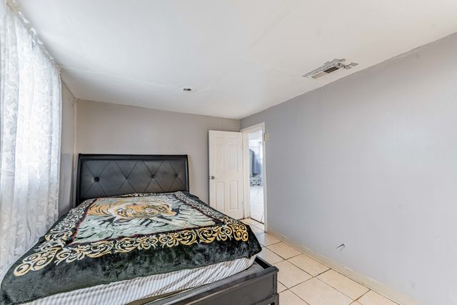 6023 S Talman Avenue, Chicago, IL 60629