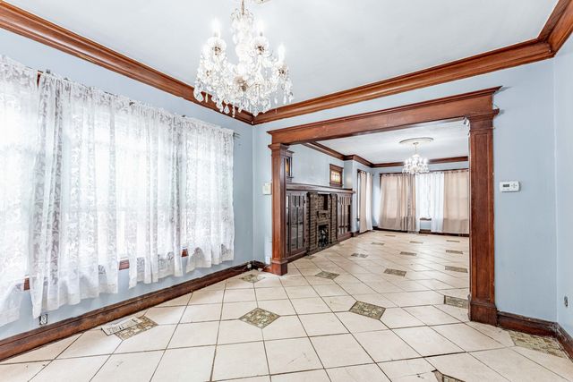 6023 S Talman Avenue, Chicago, IL 60629