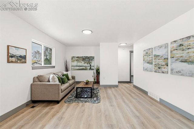 328 Davie Drive, Colorado Springs, CO 80911