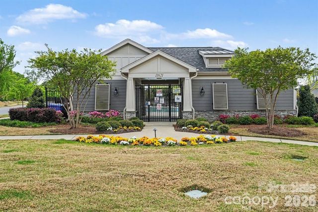 11913 Silverheel Lane, Huntersville, NC 28078