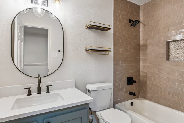 5501 Pandale Valley Drive, Mckinney, TX 75071