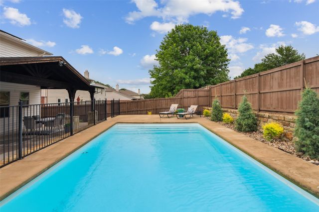 5501 Pandale Valley Drive, Mckinney, TX 75071