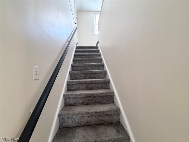 6020 S Park Boulevard, Parma, OH 44134