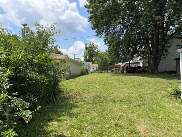 6020 S Park Boulevard, Parma, OH 44134