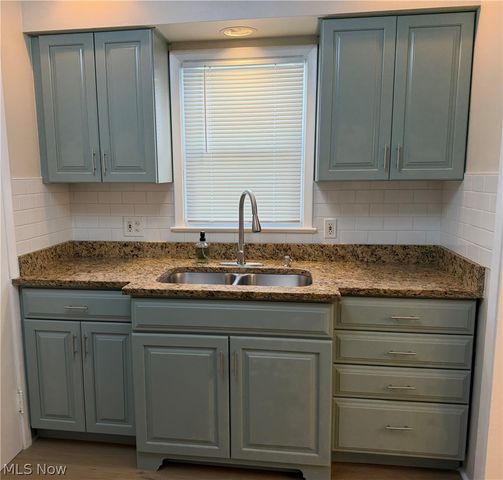 6020 S Park Boulevard, Parma, OH 44134
