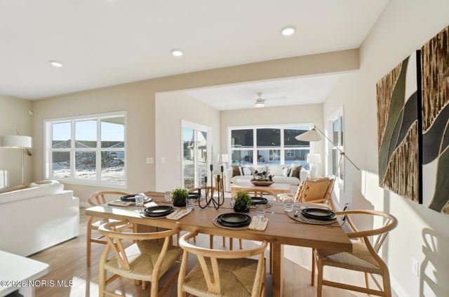 2479 Cross Ridge Road, Perrysburg, OH 43551