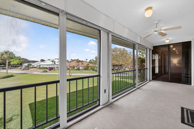 16 SE Turtle Creek Drive E, Jupiter, FL 33469