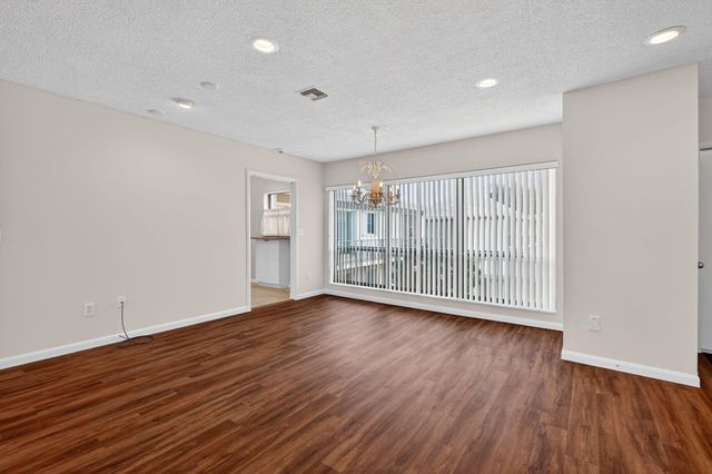 16 SE Turtle Creek Drive E, Jupiter, FL 33469