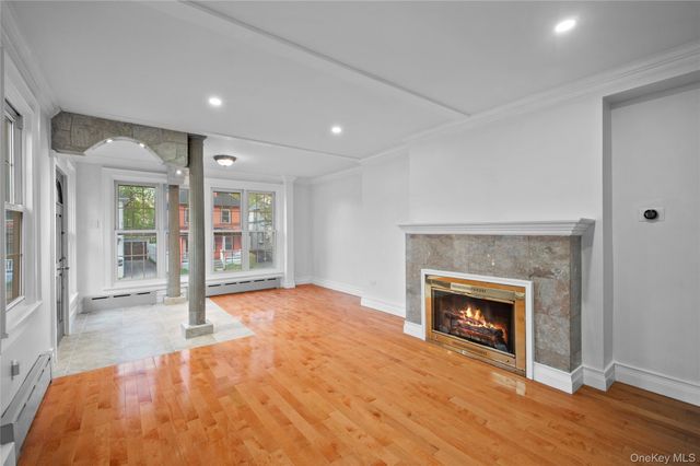 20 Overhill Place 1, Yonkers, NY 11104