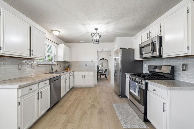 1502 Rushworth Drive, Houston, TX 77014