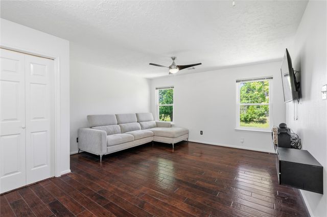 1502 Rushworth Drive, Houston, TX 77014