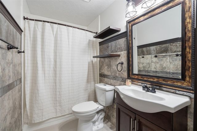 1502 Rushworth Drive, Houston, TX 77014