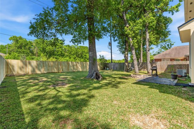 1502 Rushworth Drive, Houston, TX 77014