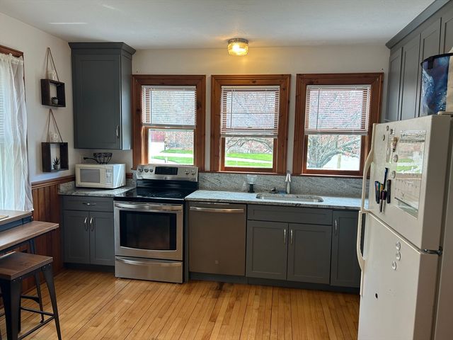 186 Main Street 2, Easton, MA 02356