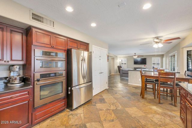 3100 S ROSEMARY Drive, Chandler, AZ 85248