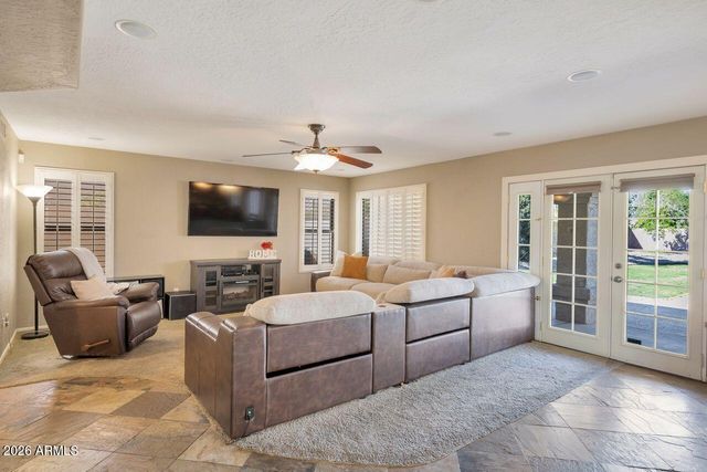 3100 S ROSEMARY Drive, Chandler, AZ 85248