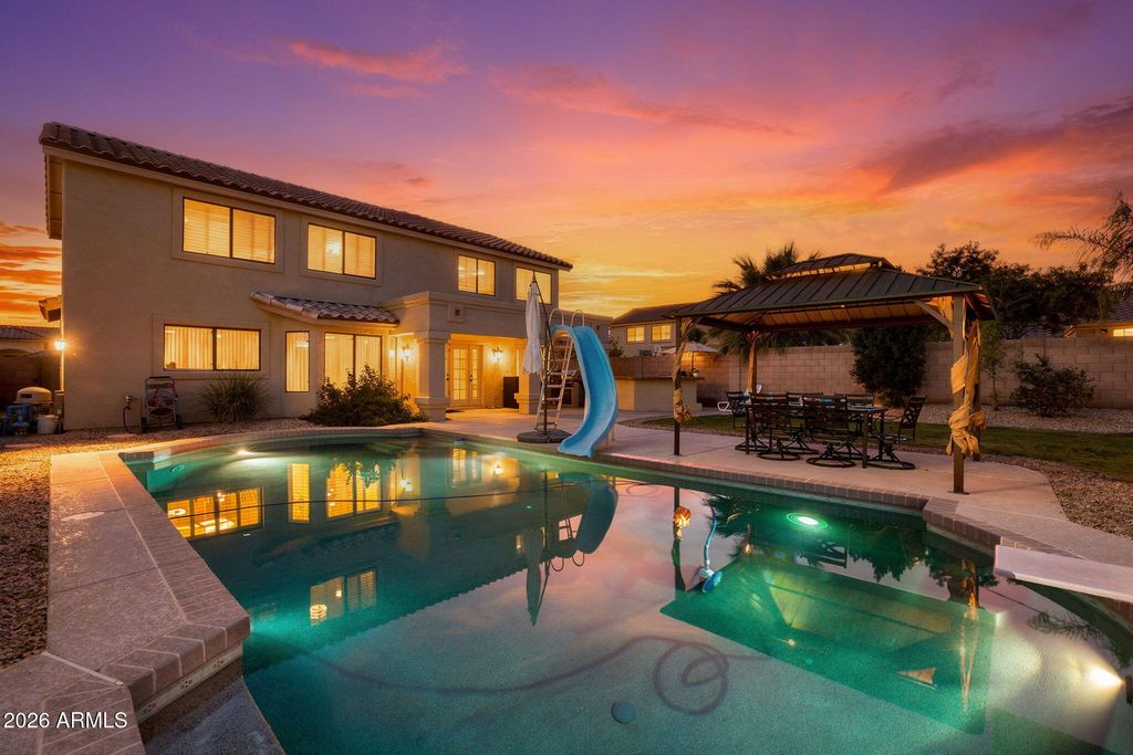 3100 S ROSEMARY Drive, Chandler, AZ 85248