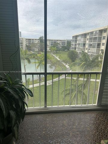 2855 Leonard Drive H411, Aventura, FL 33160