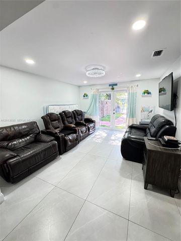 7140 W 15th Ct, Hialeah, FL 33014