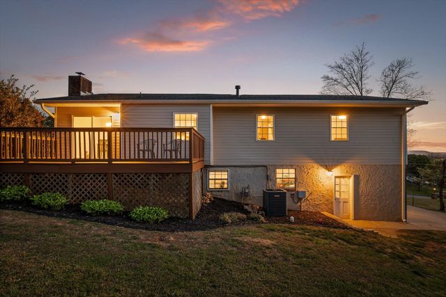 2924 Old Britain Circle, Chattanooga, TN 37421