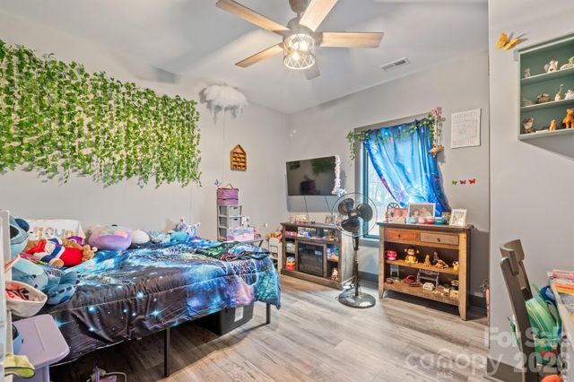 7124 Old Hickory Lane, Crouse, NC 28033