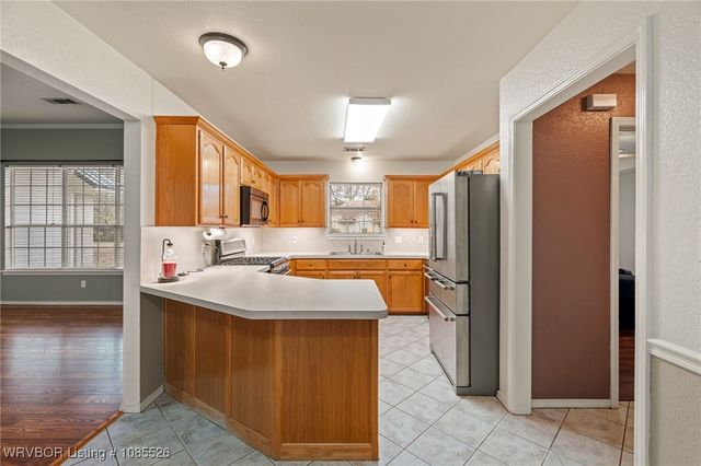 7110 Cardinal Drive, Van Buren, AR 72956