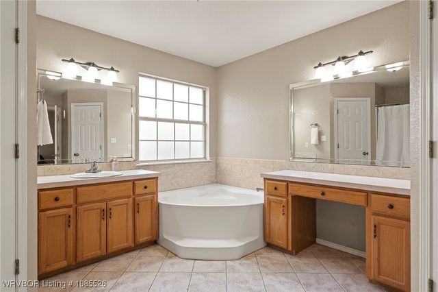 7110 Cardinal Drive, Van Buren, AR 72956