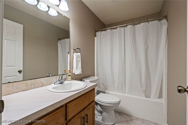 7110 Cardinal Drive, Van Buren, AR 72956