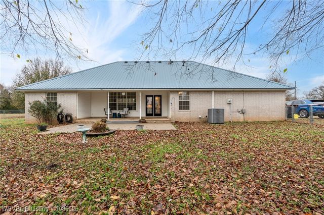 7110 Cardinal Drive, Van Buren, AR 72956