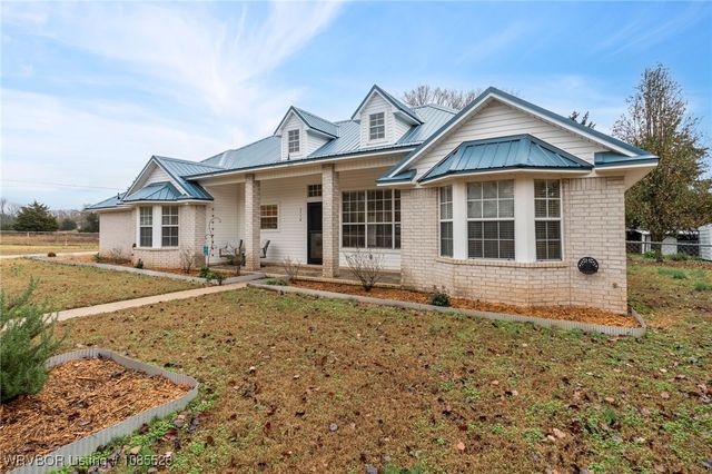 7110 Cardinal Drive, Van Buren, AR 72956