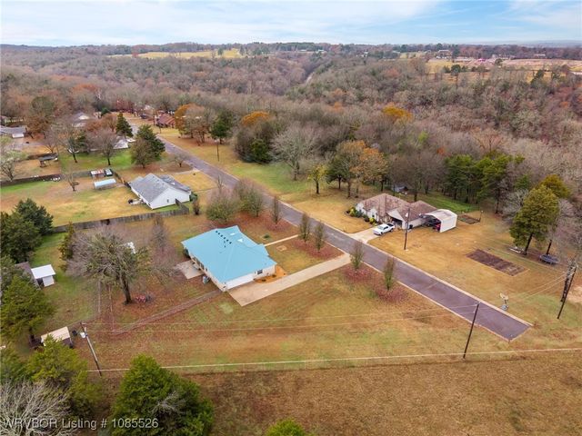 7110 Cardinal Drive, Van Buren, AR 72956