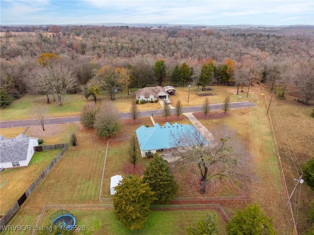 7110 Cardinal Drive, Van Buren, AR 72956