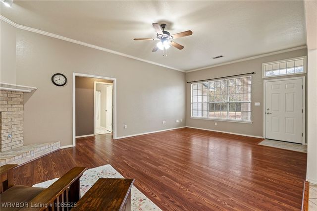 7110 Cardinal Drive, Van Buren, AR 72956