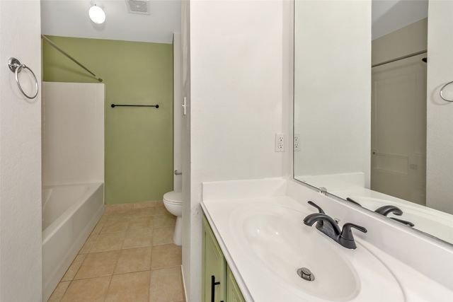 1020 Breeders Cup Drive, Fort Worth, TX 76179