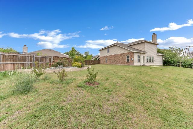 1020 Breeders Cup Drive, Fort Worth, TX 76179