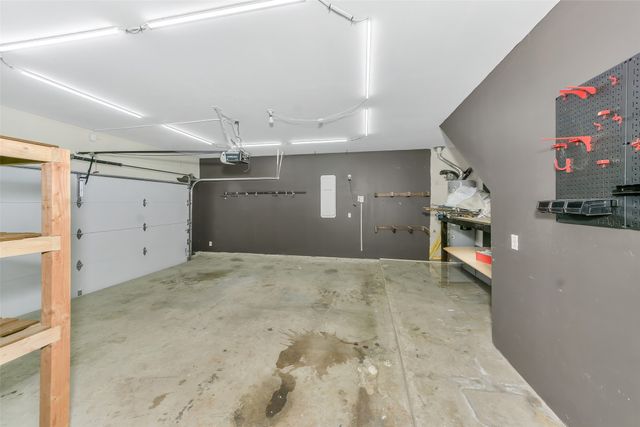 1020 Breeders Cup Drive, Fort Worth, TX 76179