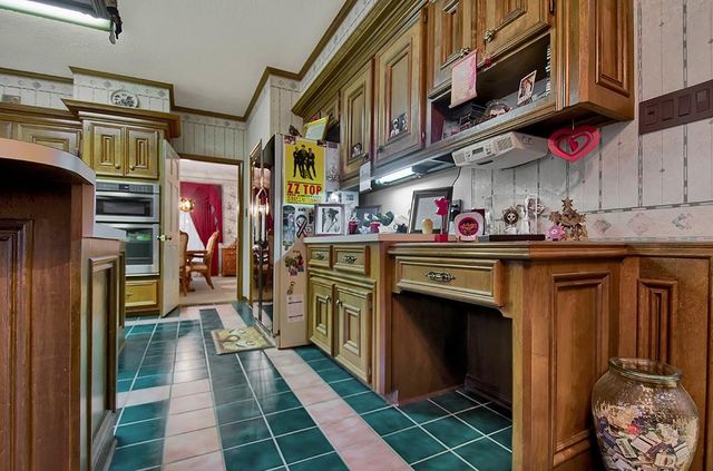 12211 Cypresswood Drive, Houston, TX 77070