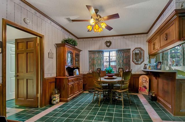 12211 Cypresswood Drive, Houston, TX 77070