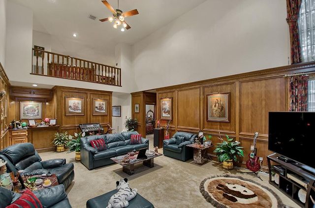 12211 Cypresswood Drive, Houston, TX 77070