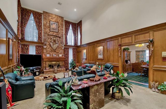 12211 Cypresswood Drive, Houston, TX 77070