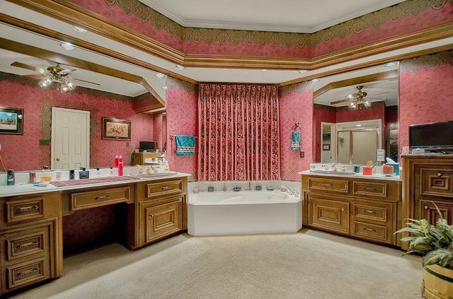 12211 Cypresswood Drive, Houston, TX 77070